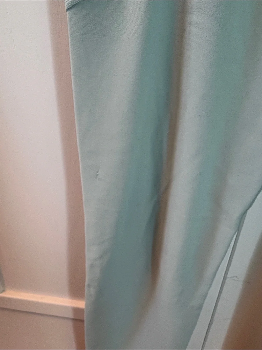 Old Navy Mint Green High-Rise Leggings with Side Pockets - Picture 3 of 4